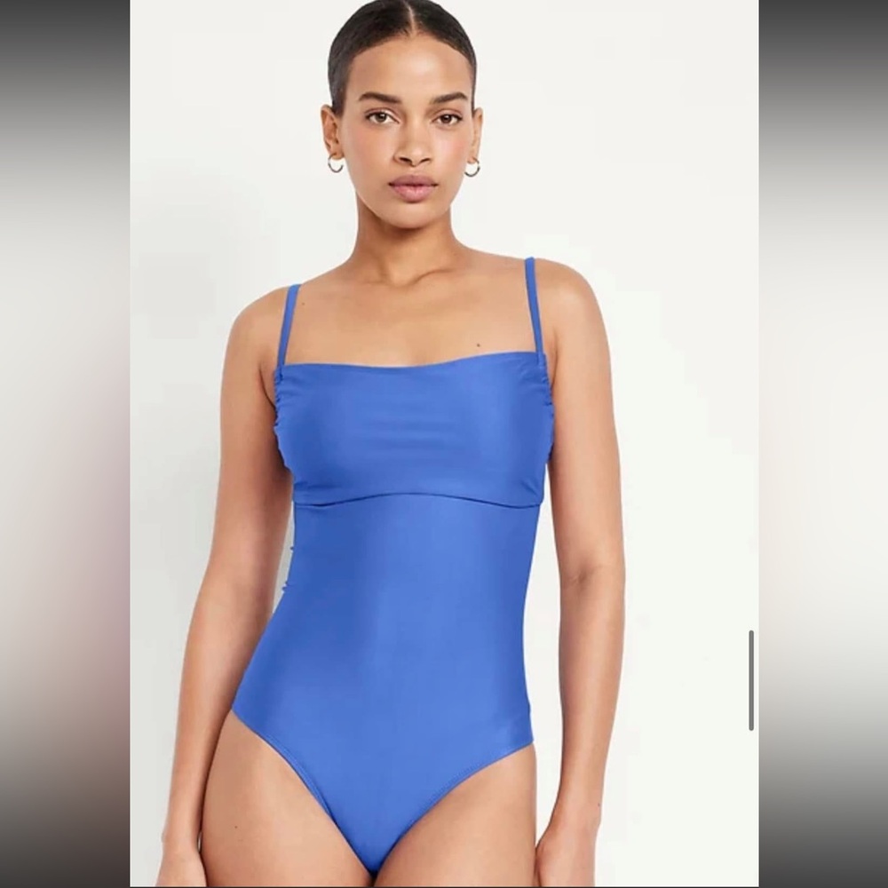 New with tags old navy one piece swimsuit